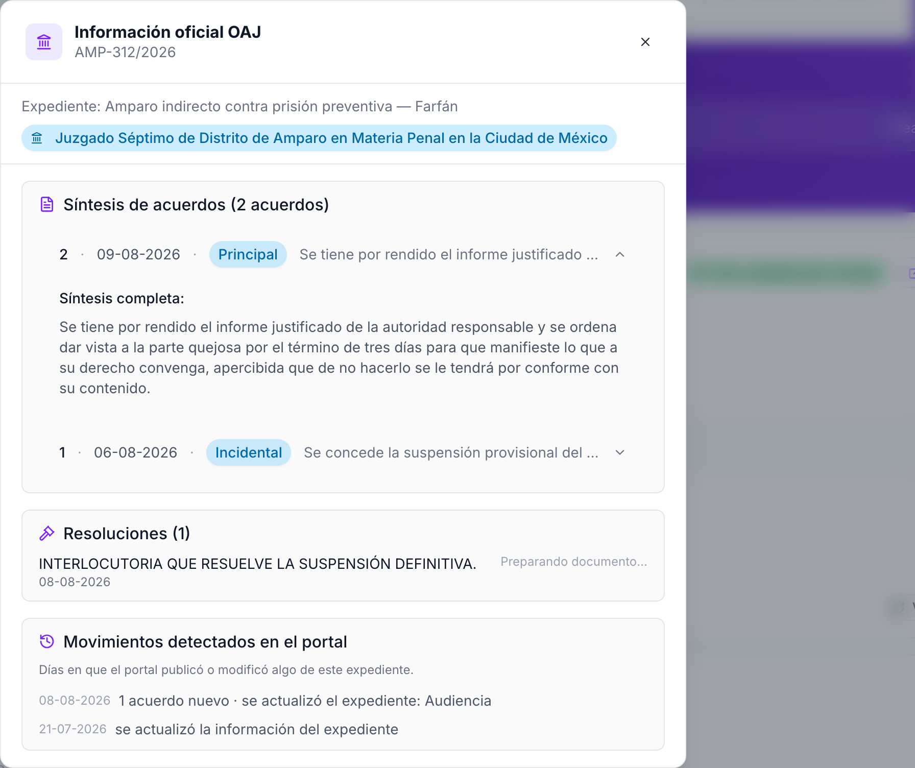 El lector ve cómo llega un acuerdo oficial con su síntesis y su enlace al documento del juzgado, dentro del propio asunto.